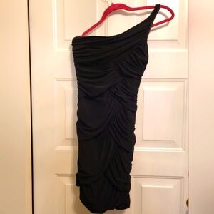 Stunning one shoulder black bodycon mini dress very figure flattering! Sz Med
